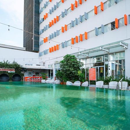 Harris Hotel Batam Center Εξωτερικό φωτογραφία