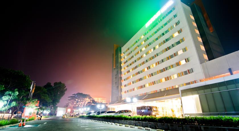 Harris Hotel Batam Center Εξωτερικό φωτογραφία