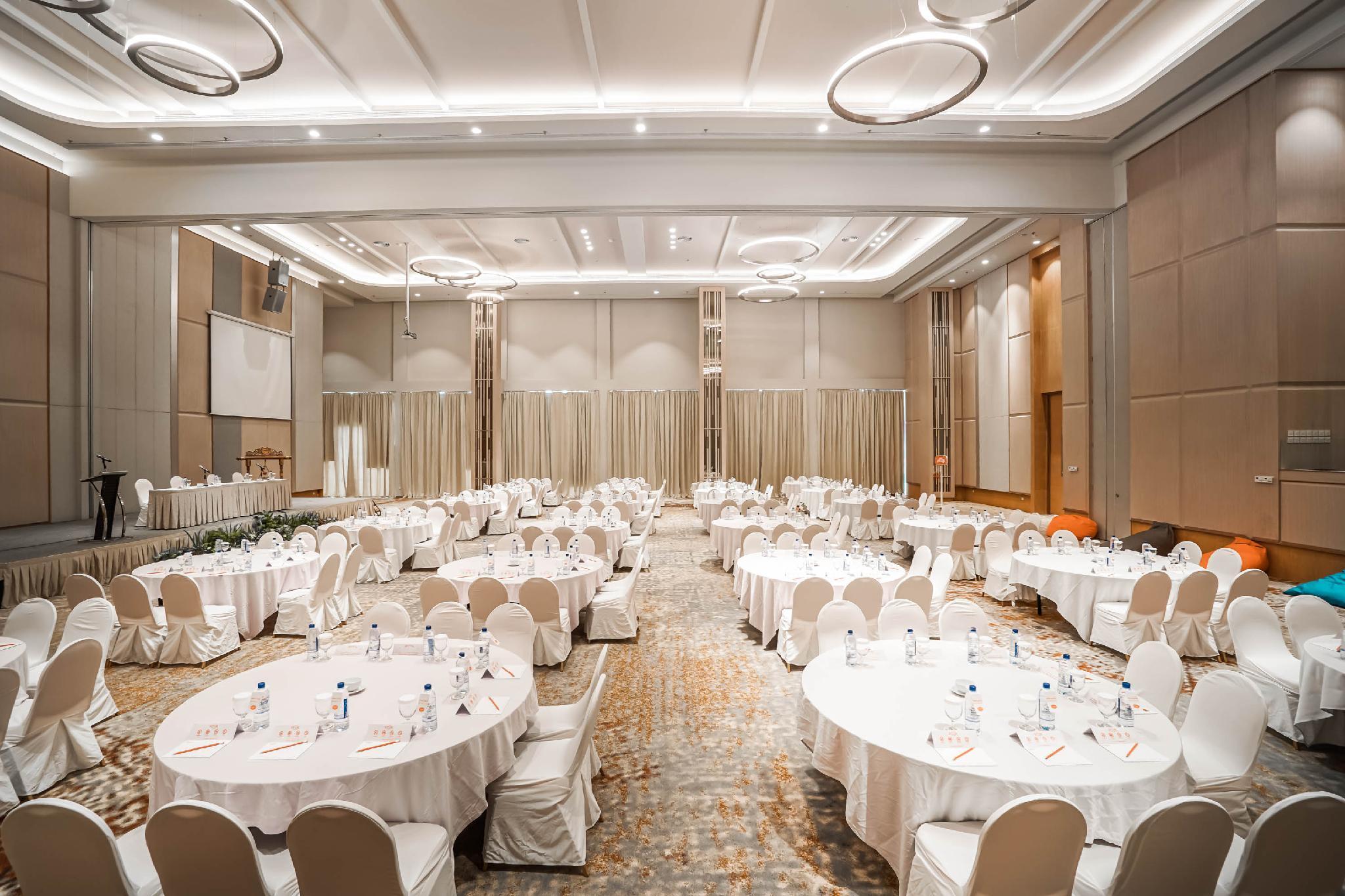 Harris Hotel Batam Center Εξωτερικό φωτογραφία