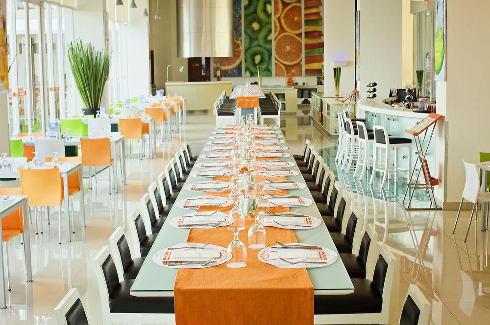 Harris Hotel Batam Center Εξωτερικό φωτογραφία